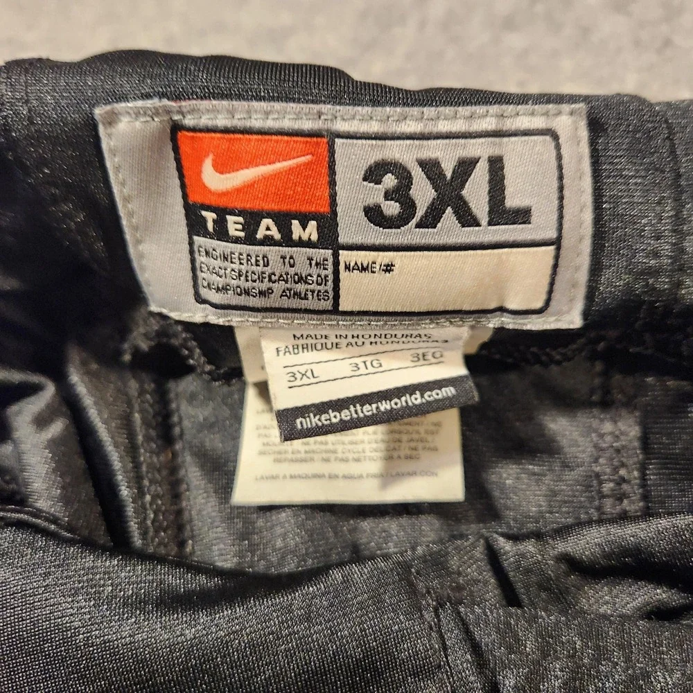 Nike Team Football Pants Mens‎ 3XL Black Padded Integrated Belt Swoosh Logo